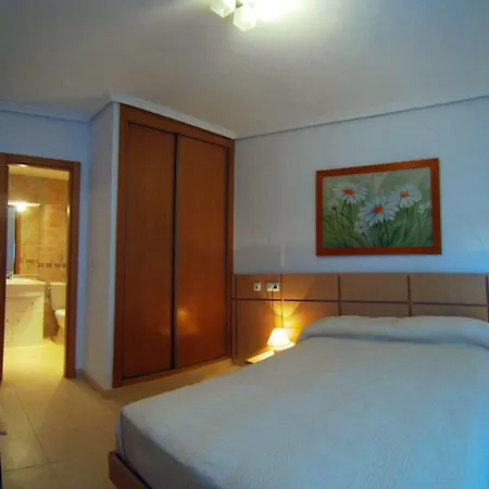 Apartment Frontal En Primera Linea Vistamar 3